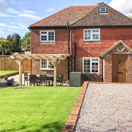 Well Cottage Itchingfield 外观 照片
