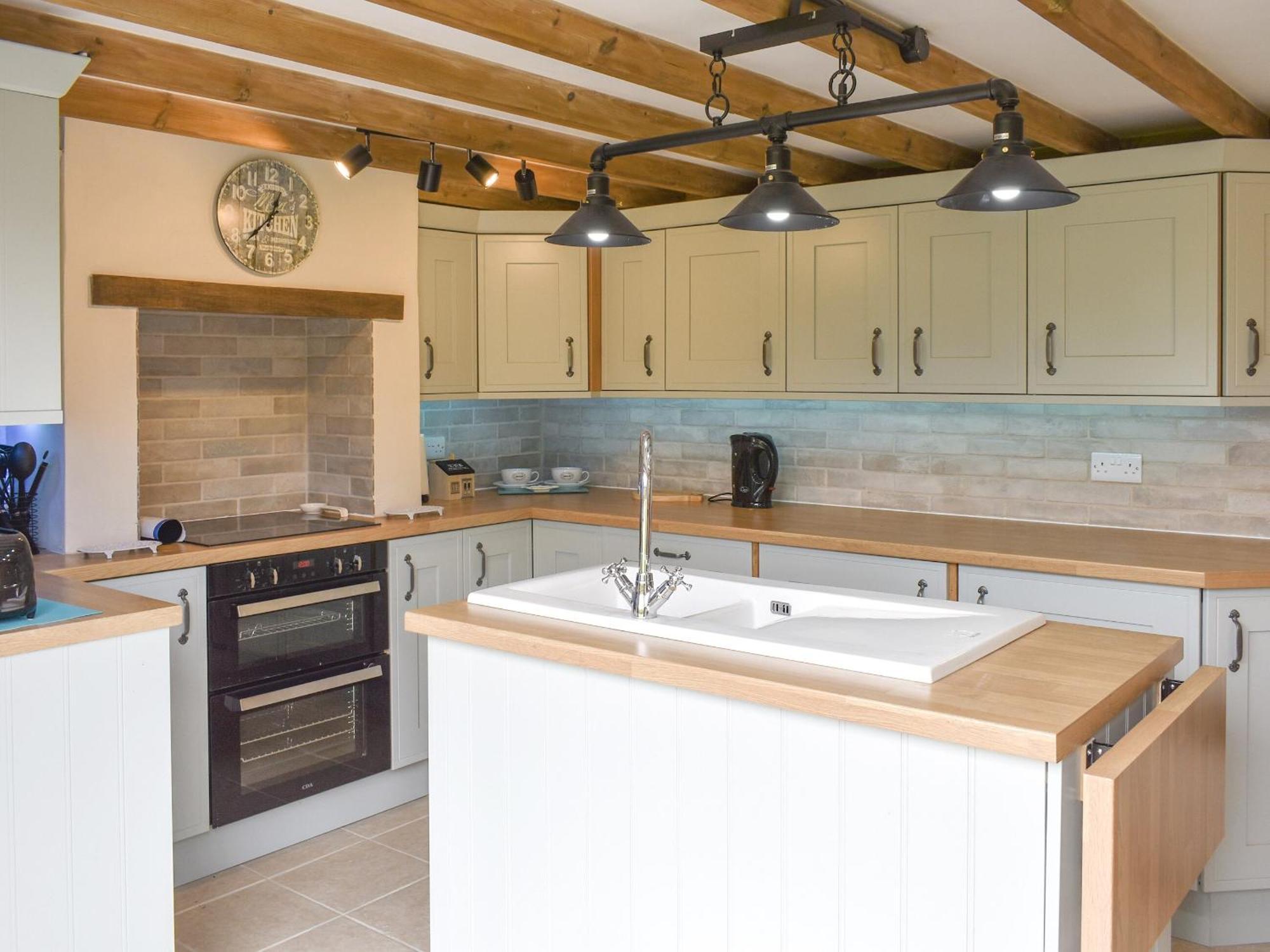 Well Cottage Itchingfield 外观 照片